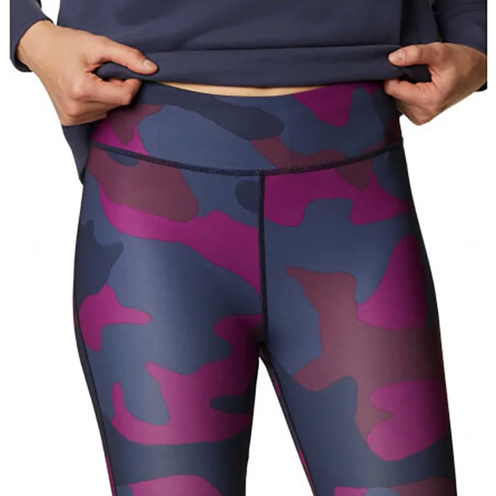 Columbia NWOT Lodge Print 7/8 Tights Sz Large.